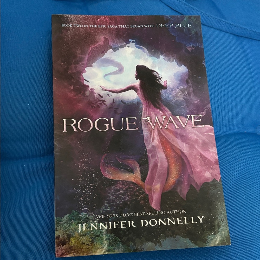 Disney Deep Blue Rogue Wave By Jennifer Donnelly Book 1 And 2 Soft Cover NWOTS - Picture 3 of 16